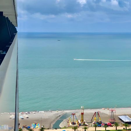 Luxury Orbi City Sea View Aparthotel Batumi Exterior photo