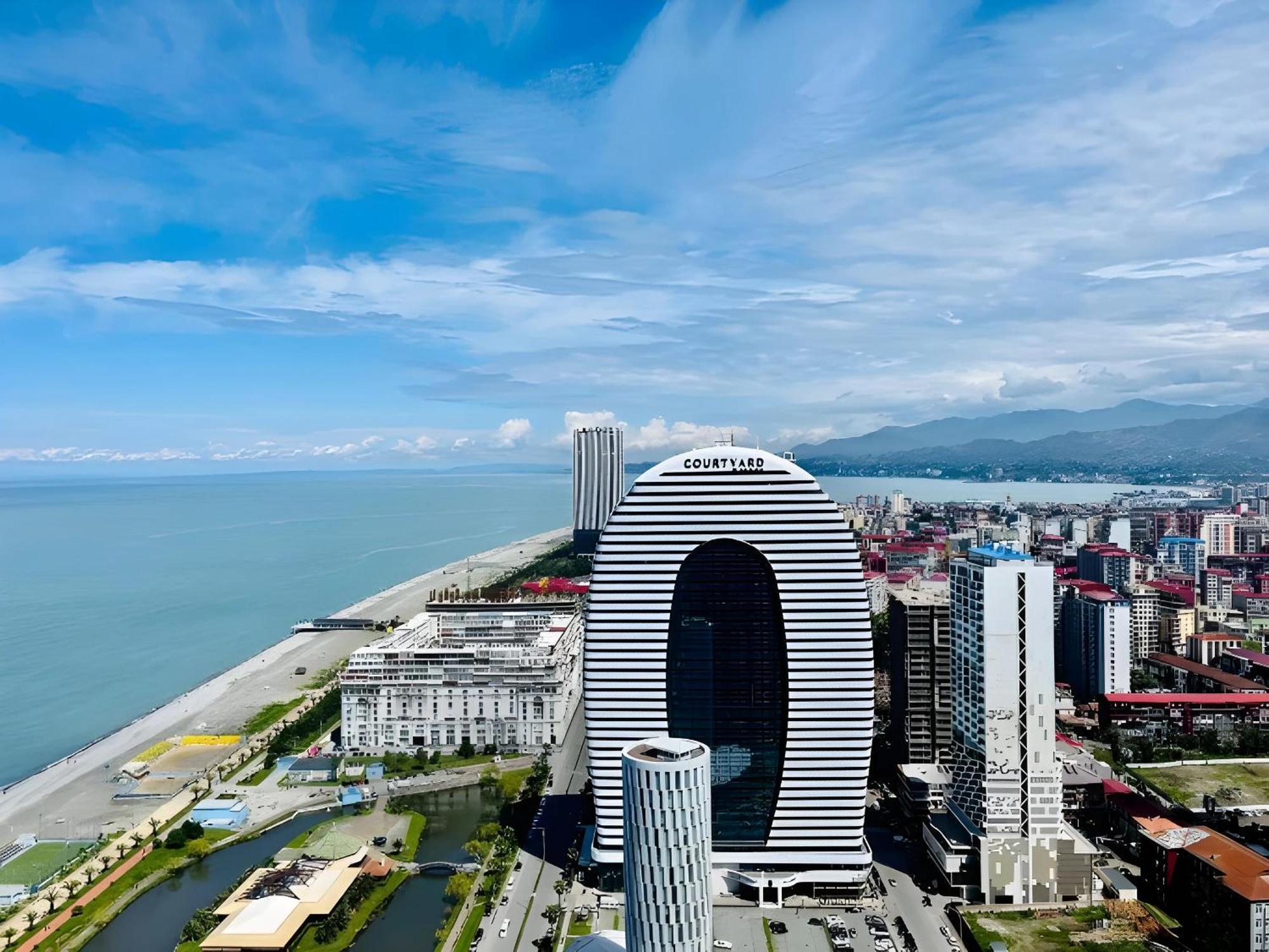 Luxury Orbi City Sea View Aparthotel Batumi Exterior photo
