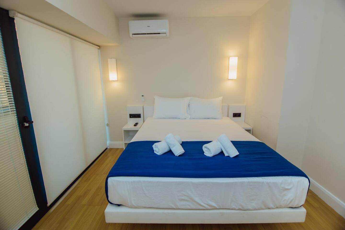 Luxury Orbi City Sea View Aparthotel Batumi Exterior photo